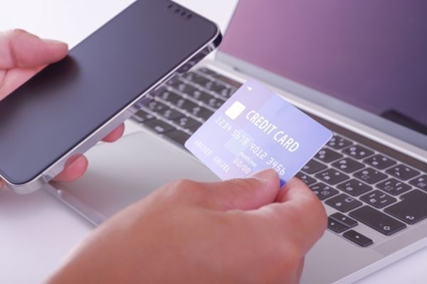 「送料100万円」のAmazonマケプレ商品が…横行する高額設定にカスタマーサービスが答えた“見解”