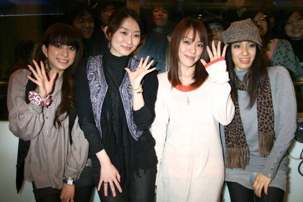 島袋寛子が早乙女友貴と離婚……SPEEDメンバーの結婚生活それぞれの現在地