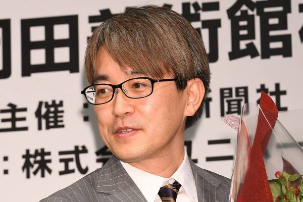 羽生善治　10年で億単位の寄付、『ビッグイシュー』も支援！慈善活動を続ける理由