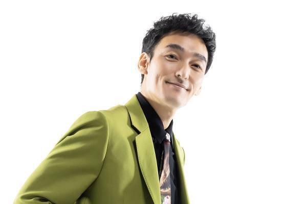 草彅剛「新人に戻った感じ。生意気な新人ですけど（笑）」