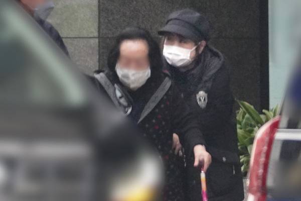 天童よしみ　目撃した90歳実母への献身介護…ヘルパーなしで地方巡業にも同伴