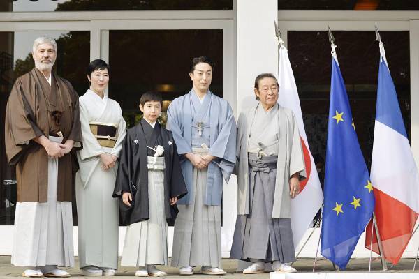 寺島しのぶ　女優休業し徹底サポート！オペラ座で「愛息・眞秀の菊五郎襲名」の夢