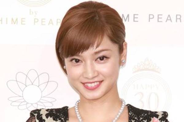 「恩を仇で返すって最低」平愛梨　夫婦で選挙応援した都議弟に不倫、DV報道で同情の声