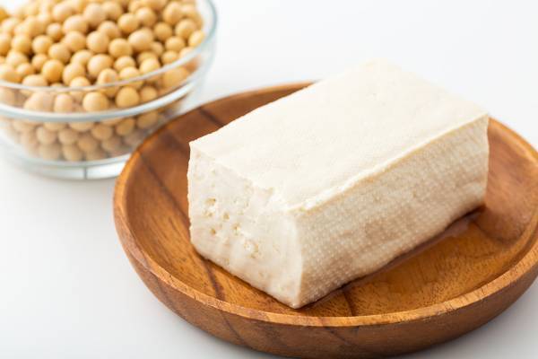 ついついやってしまう“豆腐の残念な食べ方”せっかくの健康効果が無駄に！