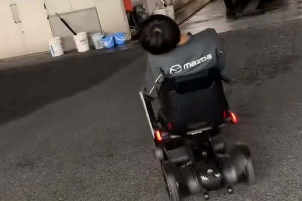 広島マツダ　従業員の“障がい者揶揄”を謝罪も火に油…ネット逆なでさせた逆効果な“一文”