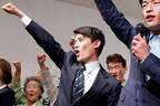 「まるで別人」史上最年少の芦屋市長　選挙コンサルが変えた“ビフォーアフター”に驚愕の声