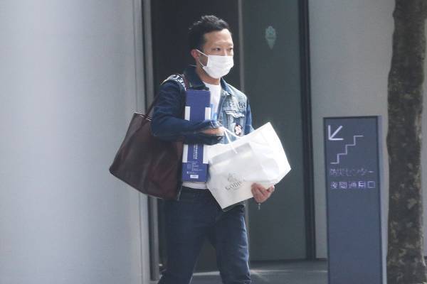 市川猿之助　“格下”香川照之への苛烈指導…性加害事件に激怒、「白塗り似合わない」と公開ダメ出し