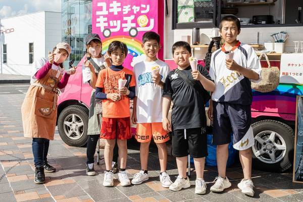 ステージ4の末期がんを抱えながらキッチンカーを走らせる子ども3人ママ