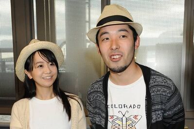 2013年1月、新婚旅行先のバリ島から帰国した中田と妻・福田萌