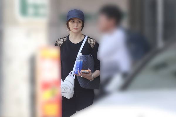 米倉涼子　アルゼンチン人ダンサー恋人が浅田舞と急接近！公演でペア結成、ポスター写真では密着