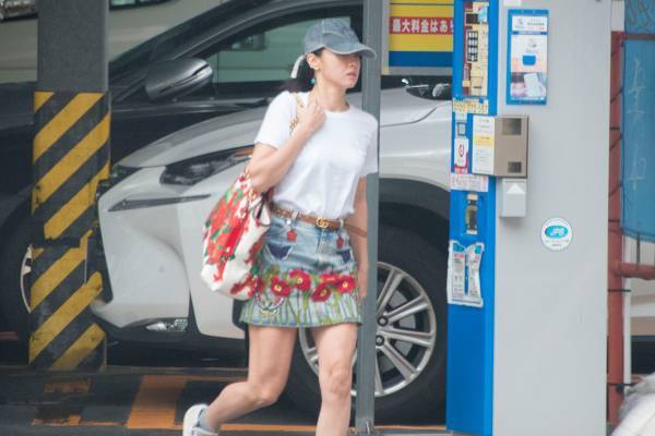 沢尻エリカ　近影＆女優オファー報道　初公判前に実母が本誌に打ち明けていた“更生”の意志