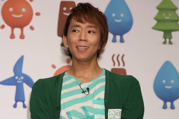 楽しんご　マナー違反乗客の足を蹴った動画に賛否「強気で好き」「足どけての一言で終わり」