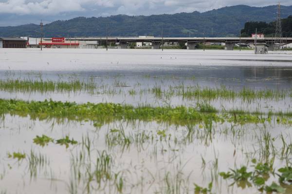 4年ぶりのエルニーニョ現象で家計圧迫、景気停滞の懸念も