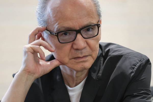 『涙のリクエスト』でスターに！　作詞家・売野雅勇明かすチェッカーズの素顔