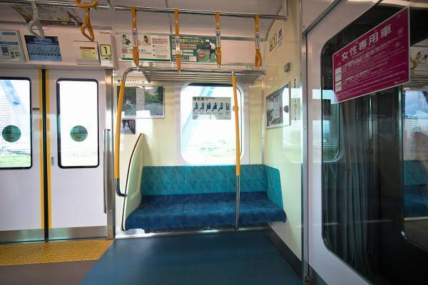トラブル発生時の“電車内パニック”…身を守るためにできることは？