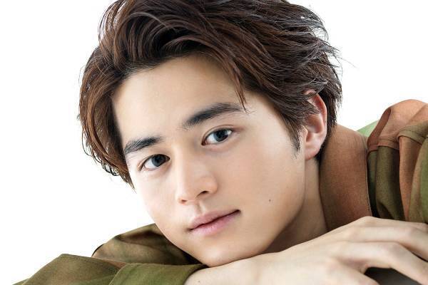 鈴鹿央士「食費節約のためにパンの耳を安く買っていました」