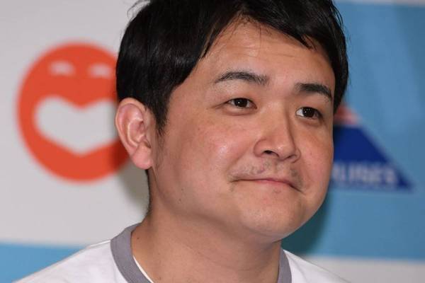 「好感度下がったわ」千鳥ノブ　炎天下で走る女性キャディーを涼しい顔で傍観…“非情対応”に蛍原から批判が飛び火