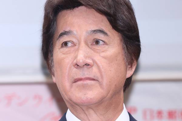 草刈正雄　57年間も実父の生存を隠し通した“気丈母”からの教え