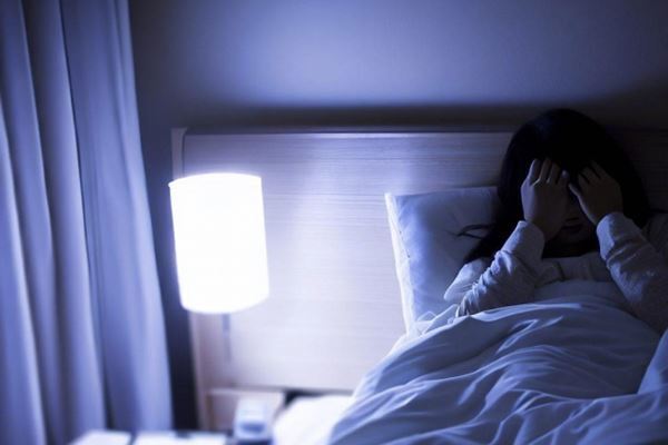 酷暑で深刻化…“睡眠負債”で財布にも年間18万円のダメージに