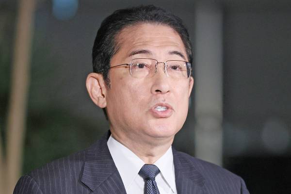 「庶民の生活知らなさすぎ」岸田政権　ガソリン価格「175円」に抑制方針も“上級国民”ぶりに不満爆発