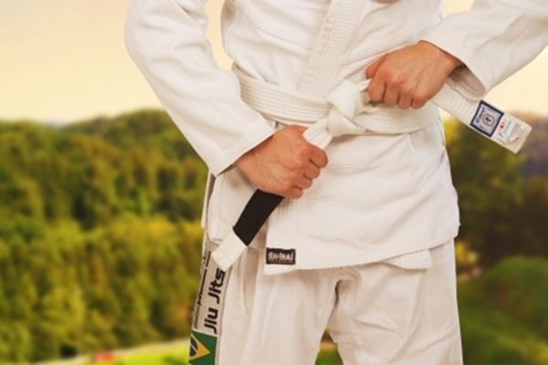 「本当にアイドルだったの？」岡田准一が柔術の国際大会で世界11位！二宮和也も「本当に凄い」と驚き