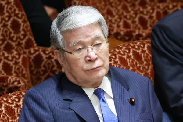 野村農水相（79）「汚染水」発言を謝罪もトンデモ釈明で火に油…高まる「政治家の定年制」導入論