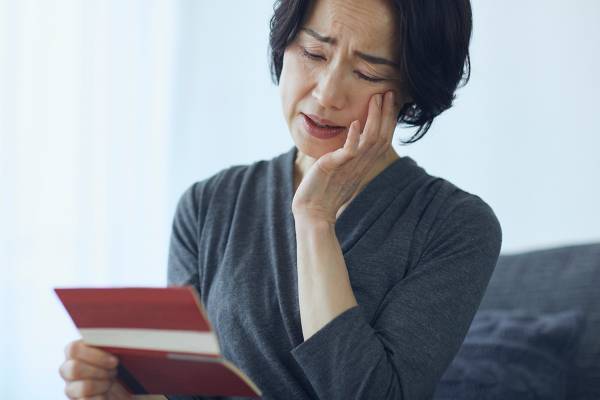 チャートでわかる！がんになったらもらえるお金8