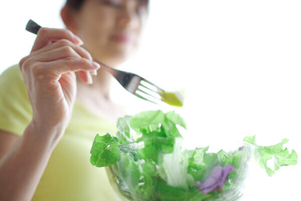 色が濃く鮮やかな野菜のフィトケミカルが強い抗酸化力を発揮（写真：アフロ）