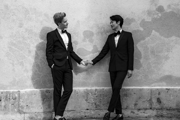 床バレエで人気の“美尻王子”が同性婚！〈1〉竹田純さん＆クリスさんそれぞれの「周りとちょっと違う」幼少期