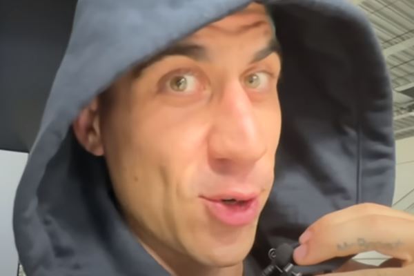 JR九州は警察に相談「無料で新幹線に乗る方法を教えます」無賃乗車の外国人YouTuberが大炎上