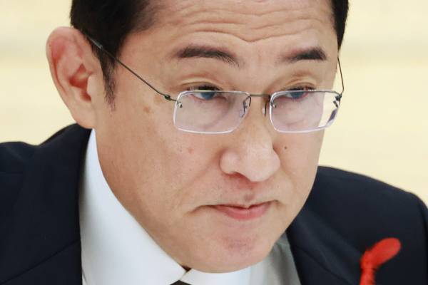 “増税メガネ”岸田首相が目論む新たな増税――「主婦年金廃止」で年15万円負担増