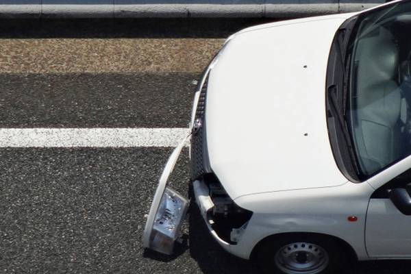 車をぶつける、ビニ傘をいつも買い足す「お金が貯まらない人」の悪癖10