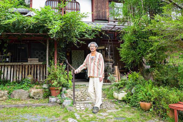 ハーブ研究家・ベニシアさん夫の梶山正さんが明かす「最後の日々」〈2〉“壮絶介護”で感じた苦悩と後悔