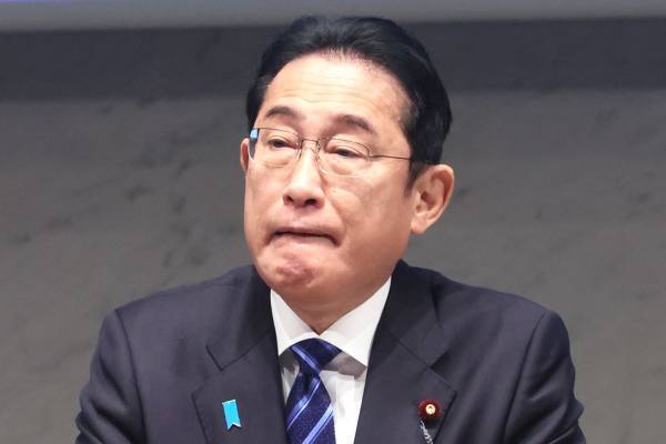 【2023年いちばんイラッとした岸田政権の政策ランキング】トップは「紙の健康保険証の廃止」