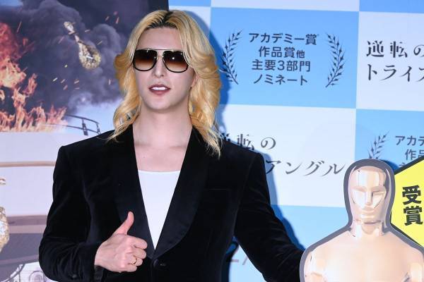 “ホストに100万使った客がカップ麺を買って帰る”ことへのROLANDの見解が物議「もし自分の子だったら」