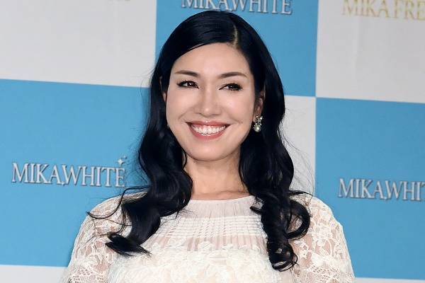 「密入国者」アンミカ　どん兵衛CM出演で事実無根の誹謗中傷の嵐…日清食品に見解を聞いた