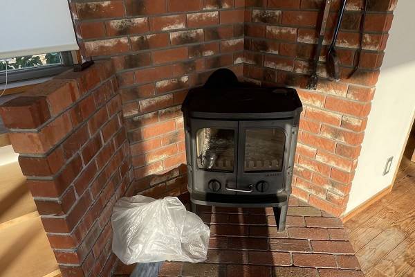 庭に桜の木、屋根裏部屋…ボロボロでも高値で売れる「原石住宅」にある“7つの共通点”