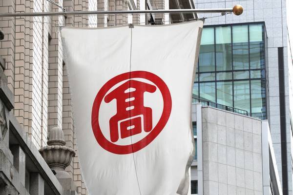 「本気で調べたんか？」高島屋　クリスマスケーキ崩壊問題での“あきらめの早さ”に広がる波紋