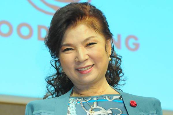 八代亜紀さん　絵画にも捧げた情熱…30年前に本誌企画で描いた「美智子さまと天皇陛下の親子愛」