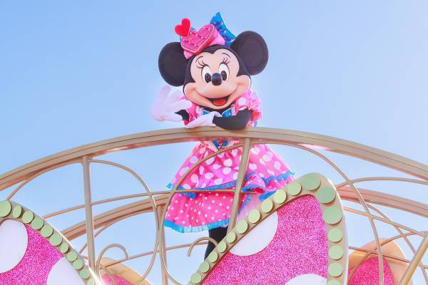 東京ディズニーランド「ミニーがピンクの魔法をかけた！」