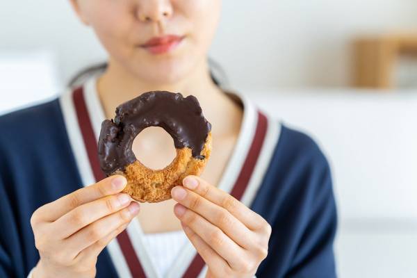 食欲が止まらない！寝ても眠い！　一般的なうつとは違う「冬季うつ」に要注意