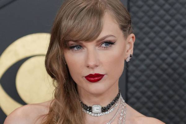 テイラー・スウィフト日本公演　最高12万円も不平等な席割、悪マナーの観客に阿鼻叫喚「まじ地獄」「マナー悪すぎ」