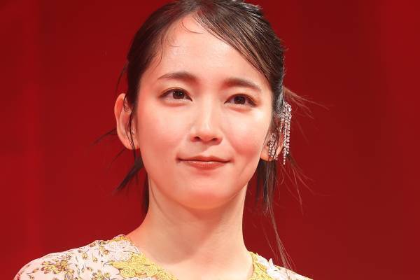 吉岡里帆の所属事務所解散報道　移籍先に急浮上した“有力事務所”の回答は