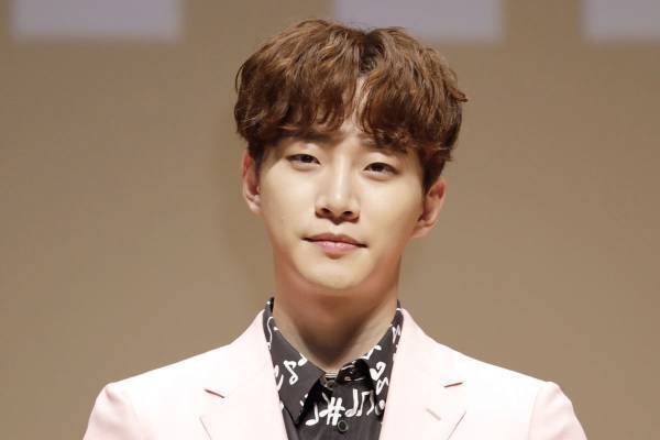 国際ロマンス詐欺の最新手口は？偽の2PMジュノに350万円騙された！