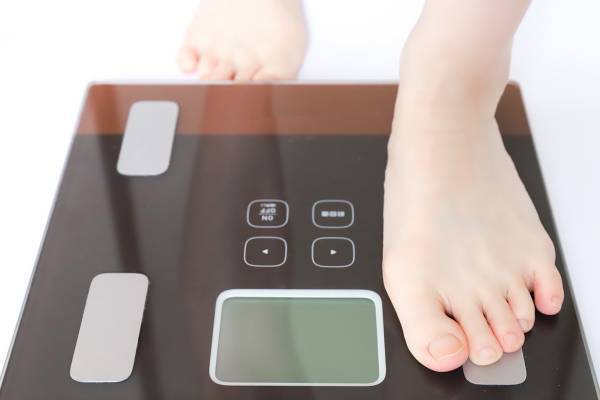 「心配しちゃったよ」超人気アイドル　頬がこけた“激やせ姿”に心配寄せられるも「理由」にファン安堵