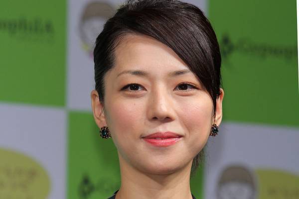 「聞けば聞くほど大変そう」吉岡美穂が暴露した人気ミュージシャン夫の“激ヤバな干渉”にネット衝撃