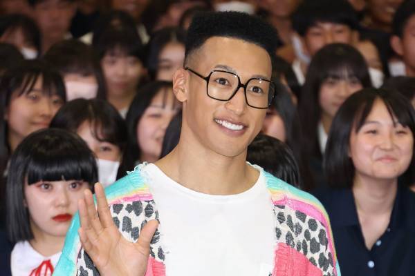 関口メンディーの卒業会見「ジェネらしい会見」「辞める理由全く理解できない」とファンは賛否真っ二つ