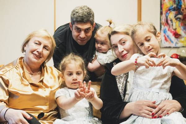 “バズる大使”レジャバさん『ドラゴンボール』に『ドンキーコング』など、日本文化で感性を育んだ少年時代