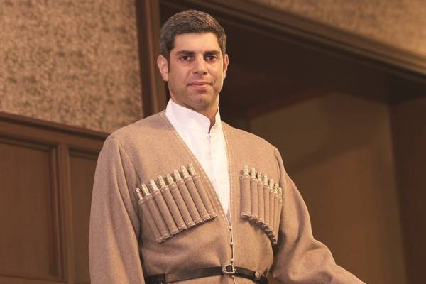 “バズる大使”レジャバさん「皇室の方々とお会いして感じるのは奥ゆかしさと品格」“日本文化大好き”の理由を明かした