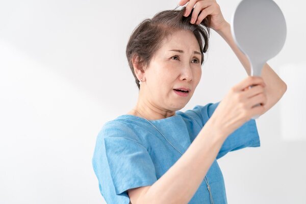 抜け毛の原因は“2文字の栄養素”!?医師オススメの「簡単すぎる栄養食レシピ」4選